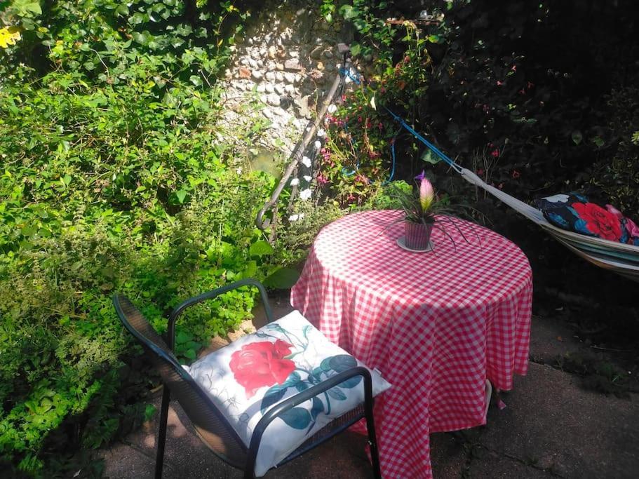 Cosy 1 Bedroom With Garden 2 Min From Seafront Brighton Exterior foto